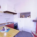 Casa Di Charme In Centro 8 Posti Letto, 2 Bagni *