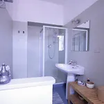 Daire Casa Di Charme In Centro 8 Posti Letto, 2 Bagni Torino